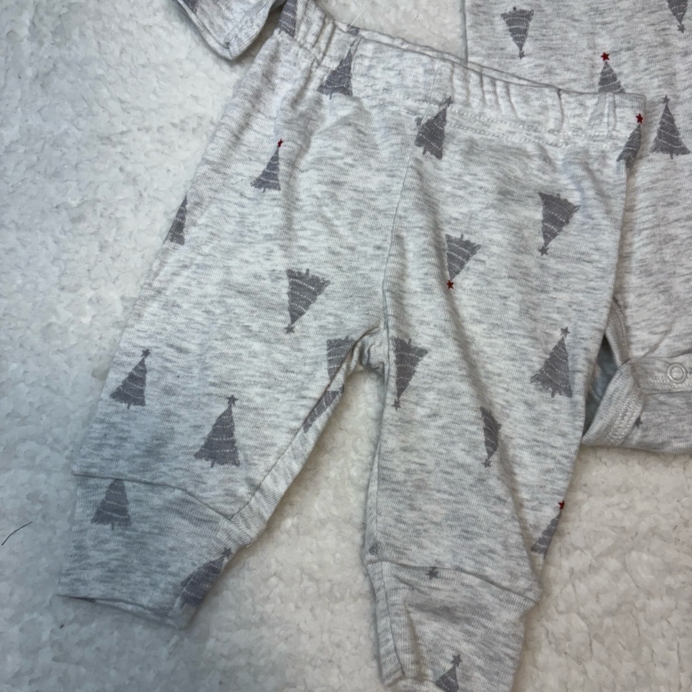 Carter’s Baby Light Gray Merry & Bright Onesie and Pant Set - Picture 2 of 7